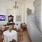 Esperance 1 3* ארמופוליס