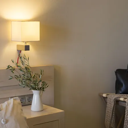 Esperance 1 3* ארמופוליס