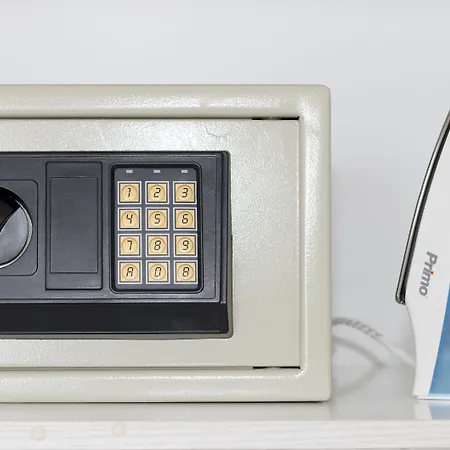 Esperance 1 בית הארחה 3*