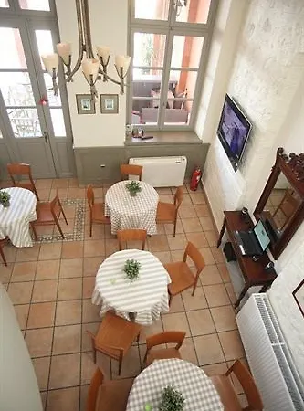 Esperance 1 בית הארחה ארמופוליס