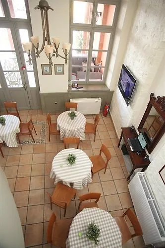 埃斯佩兰斯1号酒店 招待所 埃尔莫波利斯